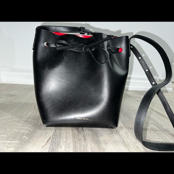 MANSUR GAVRIEL Mini Leather Bucket Bag. - Picture 3 of 15